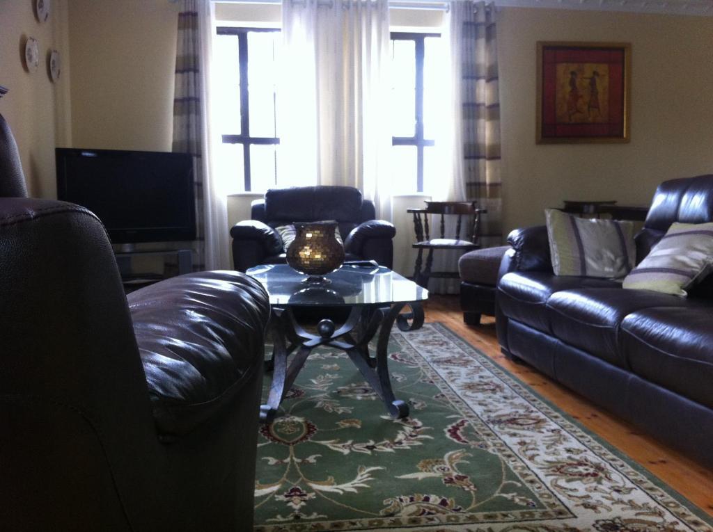 Pearse Road Rooms Donegal Town Buitenkant foto